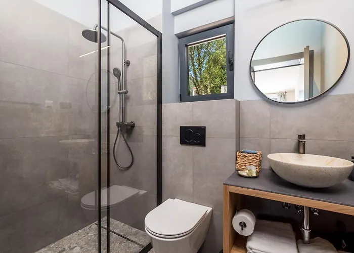 Perunika Mošćenička Draga