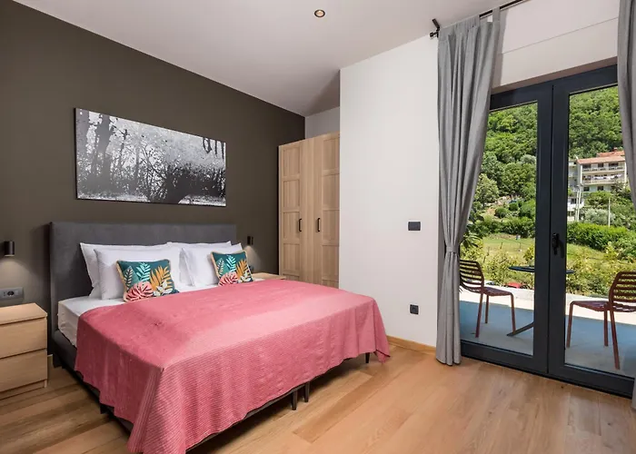 Perunika Bed & Breakfast 4*