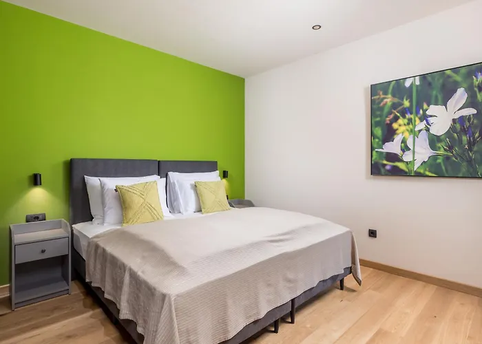 Perunika Bed & Breakfast 4*