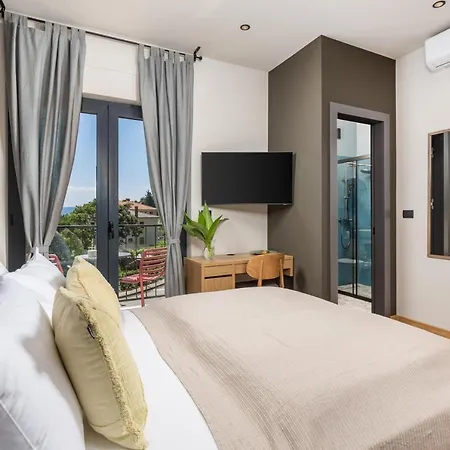 Bed & Breakfast Perunika 4*