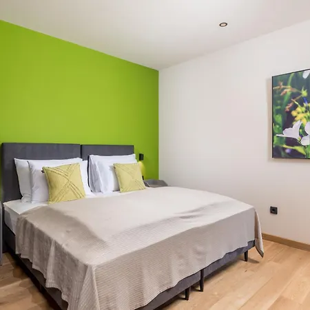 Perunika Bed & Breakfast 4*