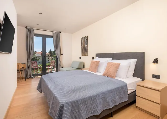 Bed & Breakfast Perunika 4*