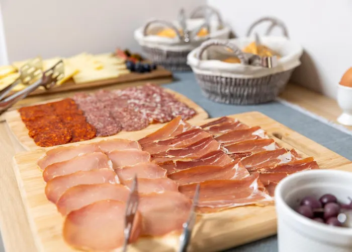 Perunika Bed & Breakfast 4*