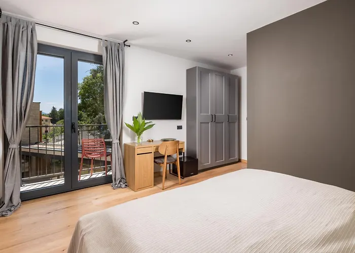 Bed & Breakfast Perunika 4*